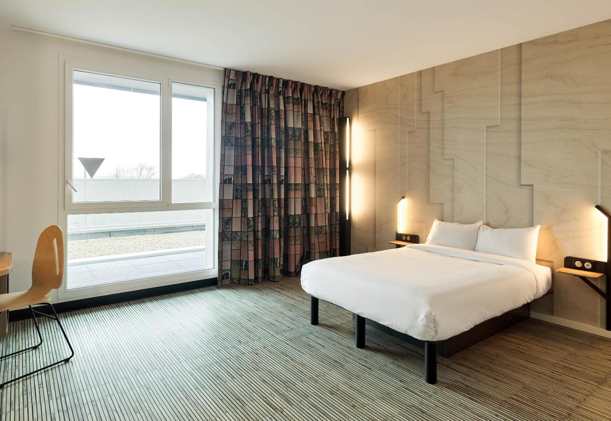 B&B Hotel Versailles Rocquencourt Exteriör bild